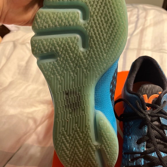 KD 8 youth basketball shoes - Picture 3 of 5